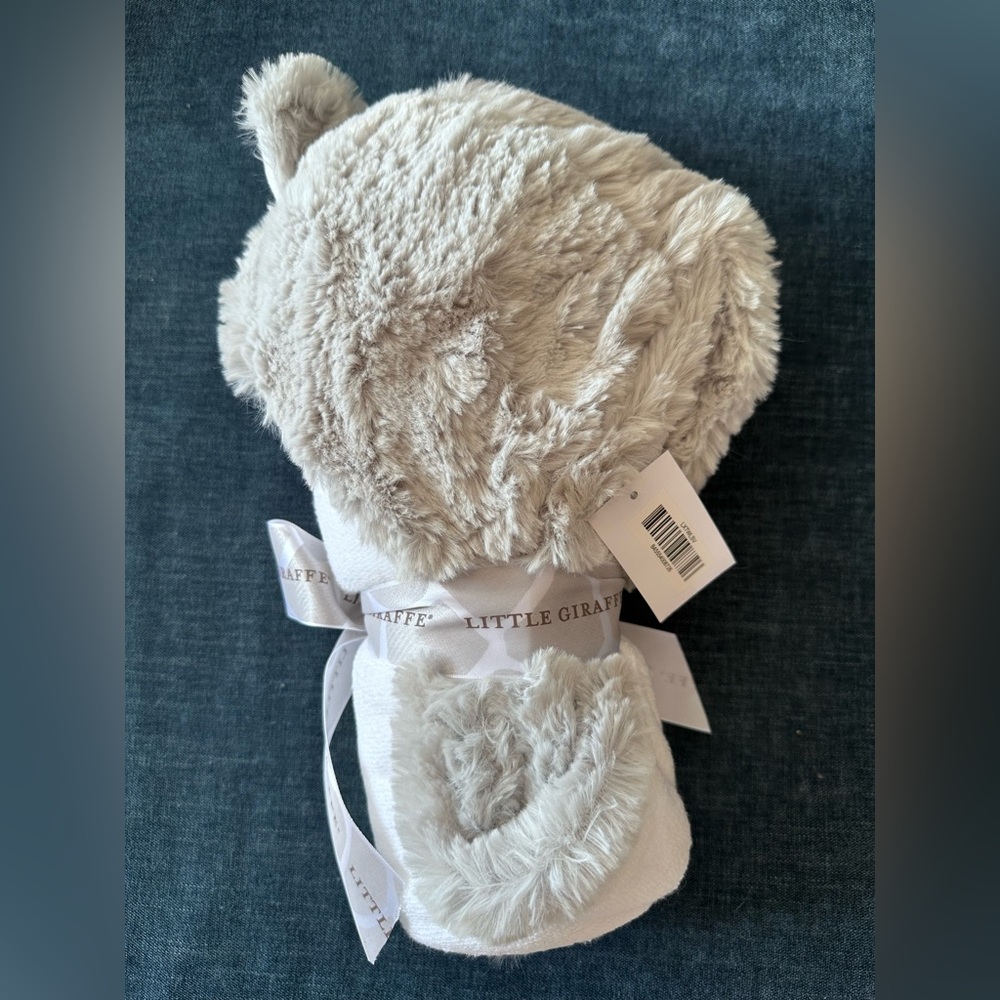 Little Giraffe Plush Hooded Baby Towel NEW!